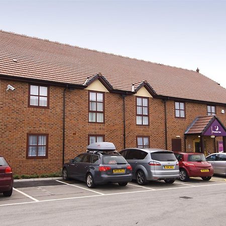 Premier Inn Crewe Central Ngoại thất bức ảnh